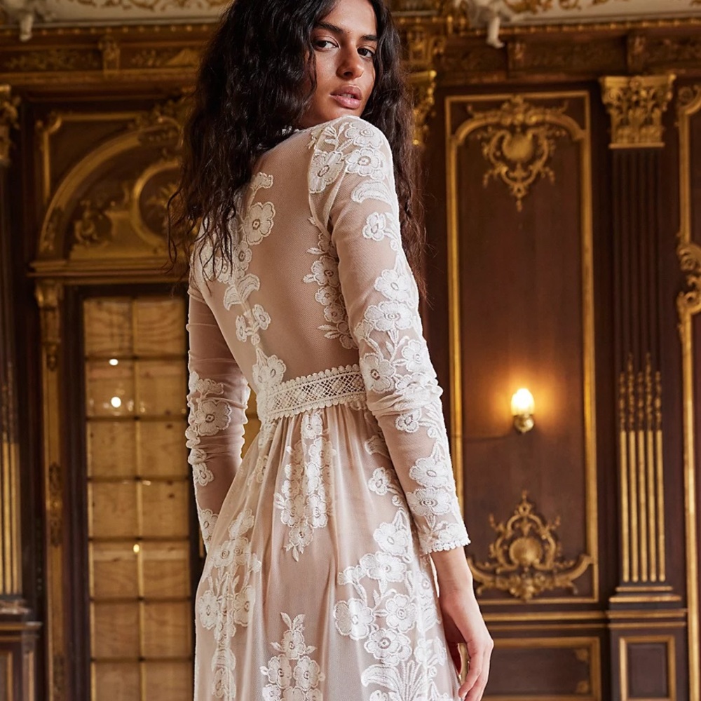 Spectacular Versatile Dress!
